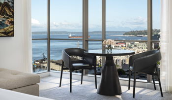 Corner Deluxe Bay-View Room, at Four Seasons Hotel Seattle