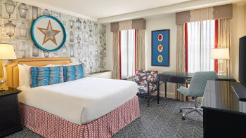 1 Queen Bed, Guest Room, at The Alexandrian, Autograph Collection