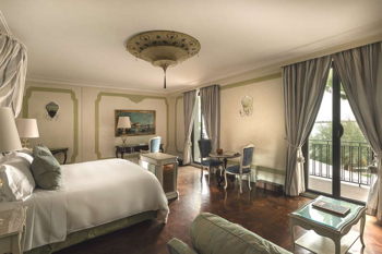 Junior Suite, Lagoon View, at Belmond Hotel Cipriani