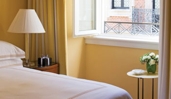 Superior Room Queen, at Four Seasons Hotel Milano