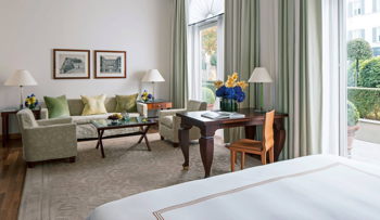 Four Seasons Junior Suite Garden View King Bed, at Four Seasons Hotel Milano