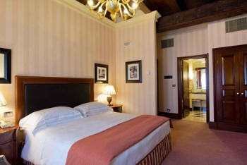 King Executive Room, at Hilton Molino Stucky Venice 