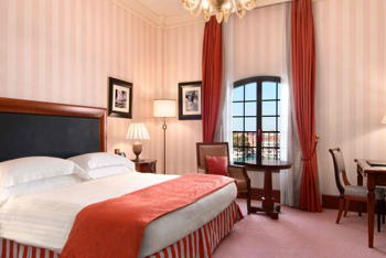 King Executive Suite with View of Venice, at Hilton Molino Stucky Venice 