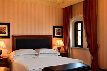 King Guest Room, at Hilton Molino Stucky Venice 
