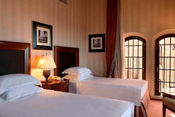 Twin Guest Room, at Hilton Molino Stucky Venice 