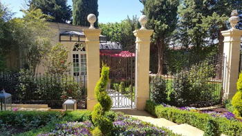 Villa Cezanne with Private Jacuzzi, at Villa Gallici