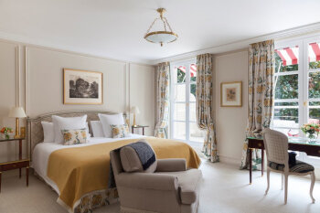Deluxe Room Balcony, at Le Bristol Paris