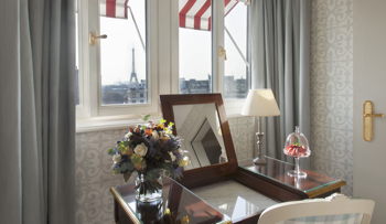 Suite 1925, at Le Bristol Paris