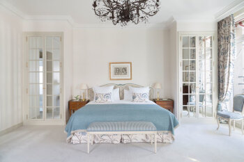 Junior Suite Corner, at Le Bristol Paris