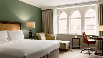 Premier King Bedroom, Larger Guest room, 1 King, Barlow House, at St. Pancras Renaissance Hotel London