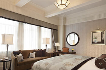 Fairmont Gold Executive Floor King Non-Smoking, at Fairmont Peace Hotel