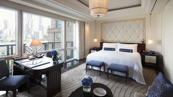 Deluxe River Room, at The Peninsula Shanghai