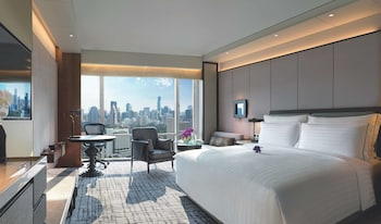 Premium Twin, at Conrad Bangkok