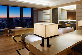 Deluxe Palace Garden View, 2 Twin, at Aman Tokyo