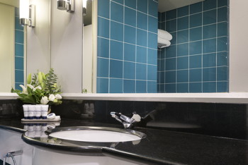 Deluxe Room, 2 Queens, at Pan Pacific Perth