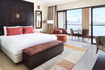Fairmont Gold Deluxe Palm Sea View Suite, at Fairmont The Palm, Dubai