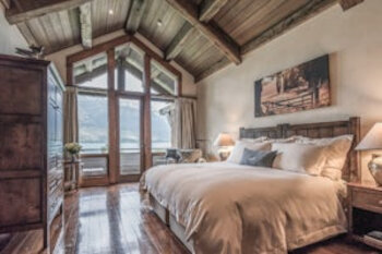 Lodge Room, at Blanket Bay