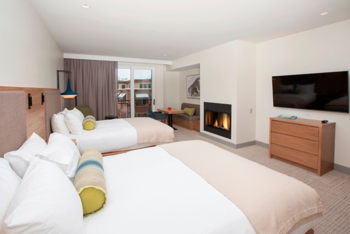 Luxury - 2 Queen Beds, at Limelight Hotel Ketchum