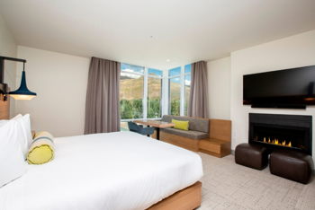 Luxury - King Bed, at Limelight Hotel Ketchum