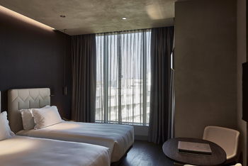 Superior Twin Room, at Hotel VIU Milan