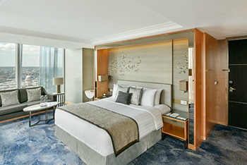 Iconic City View Room, 2 Twin Beds, at Shangri-La The Shard, London