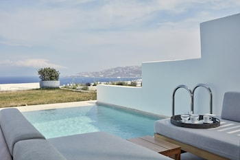 Naia Suite with Private Pool & direct Sea view, at Myconian Naia