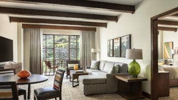 2 Bedroom Executive Suite, Bedroom 1: 1 King, Bedroom 2: 2 Queen, Private Sofa bed, Balcony, at The Ritz-Carlton, Dove Mountain