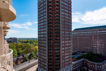 Deluxe, Guest room, 2 Queen, Balcony, at The Ritz-Carlton, St. Louis
