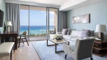 2 Bedroom Suite, Bedroom 1: 1 King, Bedroom 2: 1 Queen(s), Sofa bed, Premier Ocean view, at The Ritz-Carlton Residences, Waikiki Beach