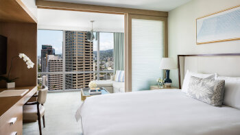 City Ocean View Room, Guest room, 1 King, Sofa bed, Corner room, Balcony, at The Ritz-Carlton Residences, Waikiki Beach