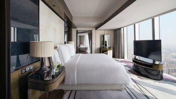 Deluxe Suite River View, at Four Seasons Hotel Guangzhou