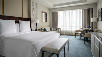 Deluxe Room King, at Four Seasons Hotel Macau, Cotai Strip