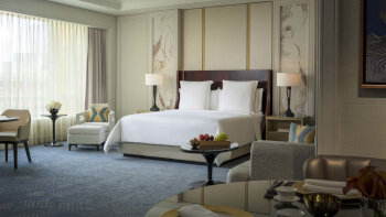 Premier Room King, at Four Seasons Hotel Macau, Cotai Strip