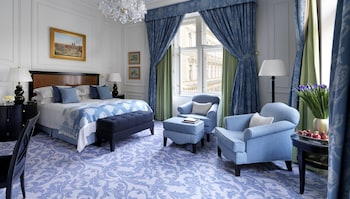 Grand Renaissance Room, at Four Seasons Hotel Prague