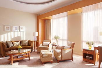 Four Seasons Executive Suite, at Four Seasons Hotel Mumbai