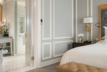 Deluxe Suite, 1 King Bed, at Four Seasons Hotel Jakarta