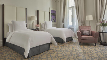 Gresham Room, Twins, at Four Seasons Hotel Gresham Palace