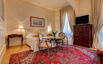 Grand Deluxe, at Grand Hotel Plaza