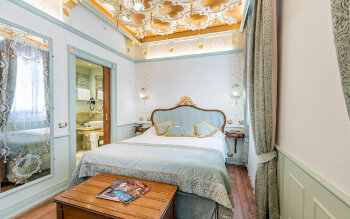 Golden Leaf Superior Room, at Hotel Monaco & Grand Canal