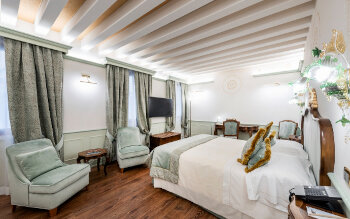 Junior Suite, at Hotel Monaco & Grand Canal