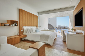 Partial Ocean View King Bed, at Viceroy Los Cabos