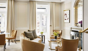 One Bedroom Suite, 1 King, at Four Seasons Hotel, Madrid