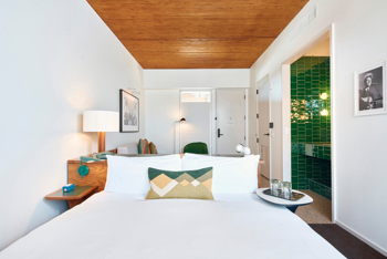 Porch Studio, at Hotel Magdalena