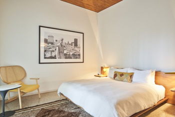 ADA Accessible Spring Suite w/ Roll-In Shower, at Hotel Magdalena