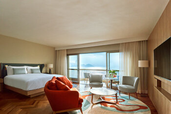Junior Gold Sea View Suite, at Fairmont Rio de Janeiro Copacabana