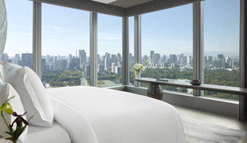 Panoramic Suite, One King, at Four Seasons Hotel Tokyo at Otemachi