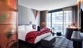 Wonderful (37 sq meters), Guest room, 1 King, at W Melbourne