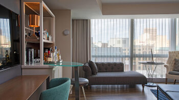 Mega King, Guest room, 1 King, at W Boston