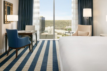 Fairmont, 1 King Bed, at Fairmont Austin
