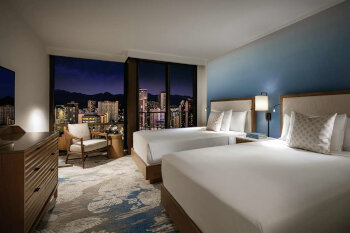 Waikiki Mountain View: Two Twin Beds, at Halepuna Waikiki by Halekulani